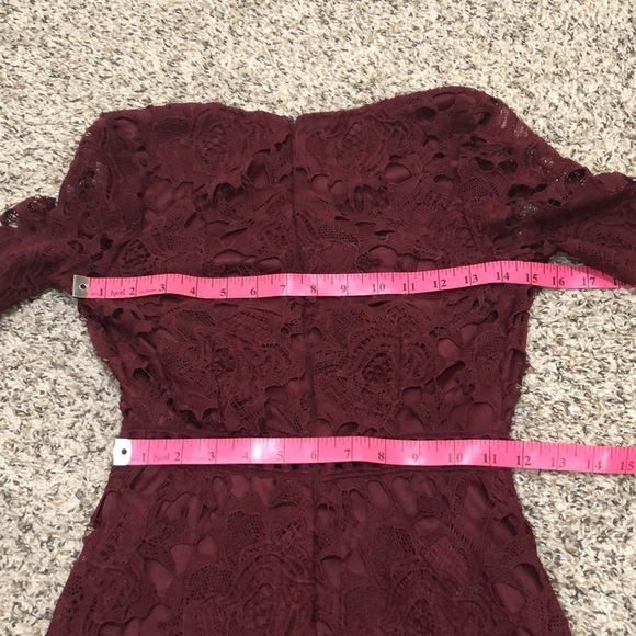 Urban Outfitters Mini Dress Size XS Burgundy Red Floral Guipure Lace - Picture 6 of 10